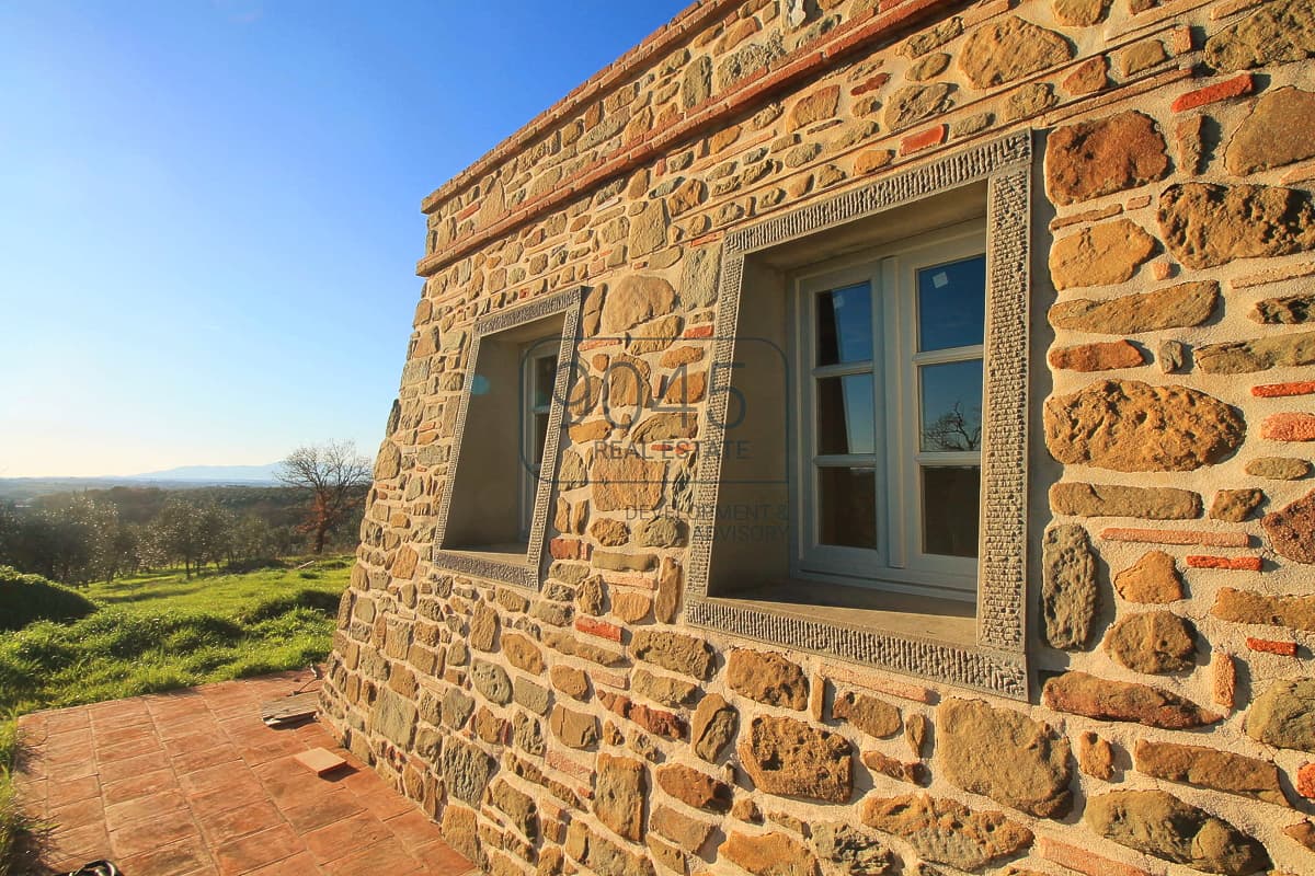 Unique Tuscan country house in Vinci - fantastic location with panoramic views in Vinci, property offered by 9045 REAL ESTATE