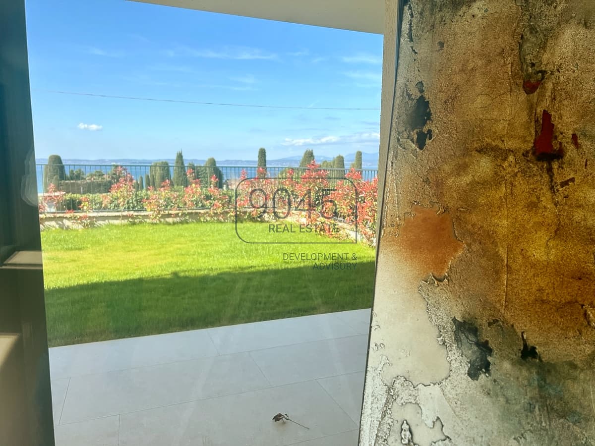 Exclusive newly built villa in Lazise - Modern elegance in a quiet location, just 500 m from the lakeshore - Lake Garda in Lazise, property offered by 9045 REAL ESTATE