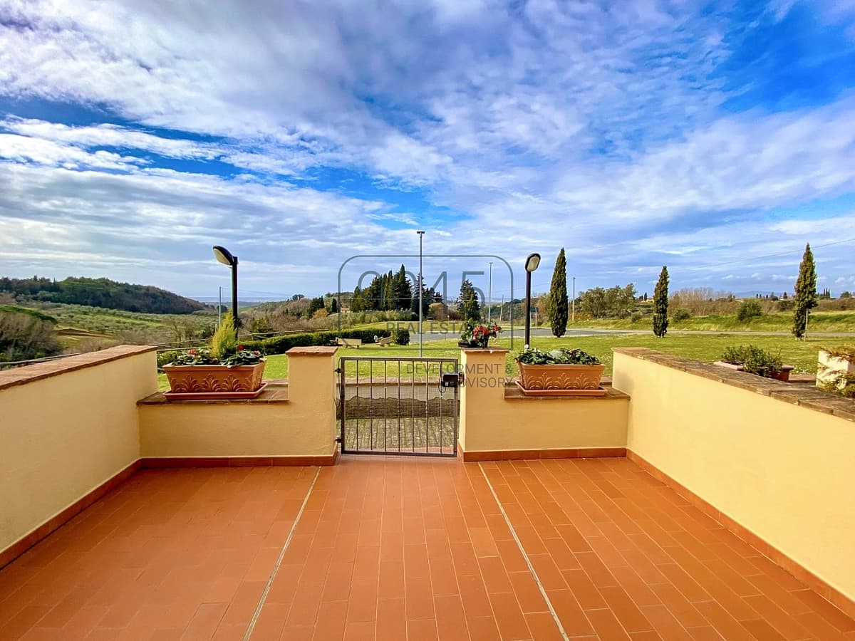 Charmantes Reihenhaus mit toskanischem Lebensgefühl mit Meerblick in Guardistallo - Toskana in Guardistallo, Immobilie von 9045 REAL ESTATE