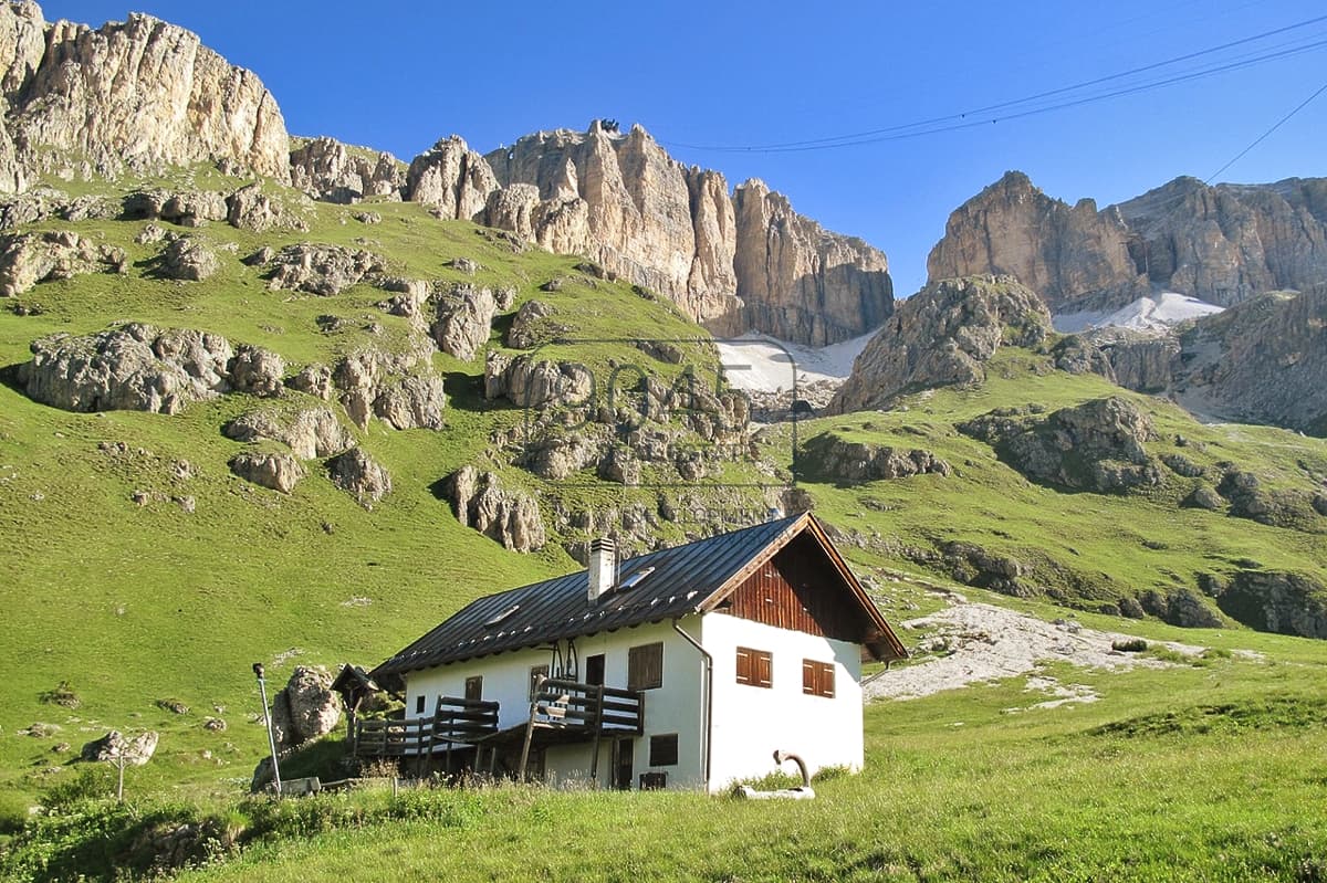 Exclusive Mountain Chalet in the Dolomites - A Unique Retreat in a UNESCO World Heritage Site in Canazei, property offered by 9045 REAL ESTATE