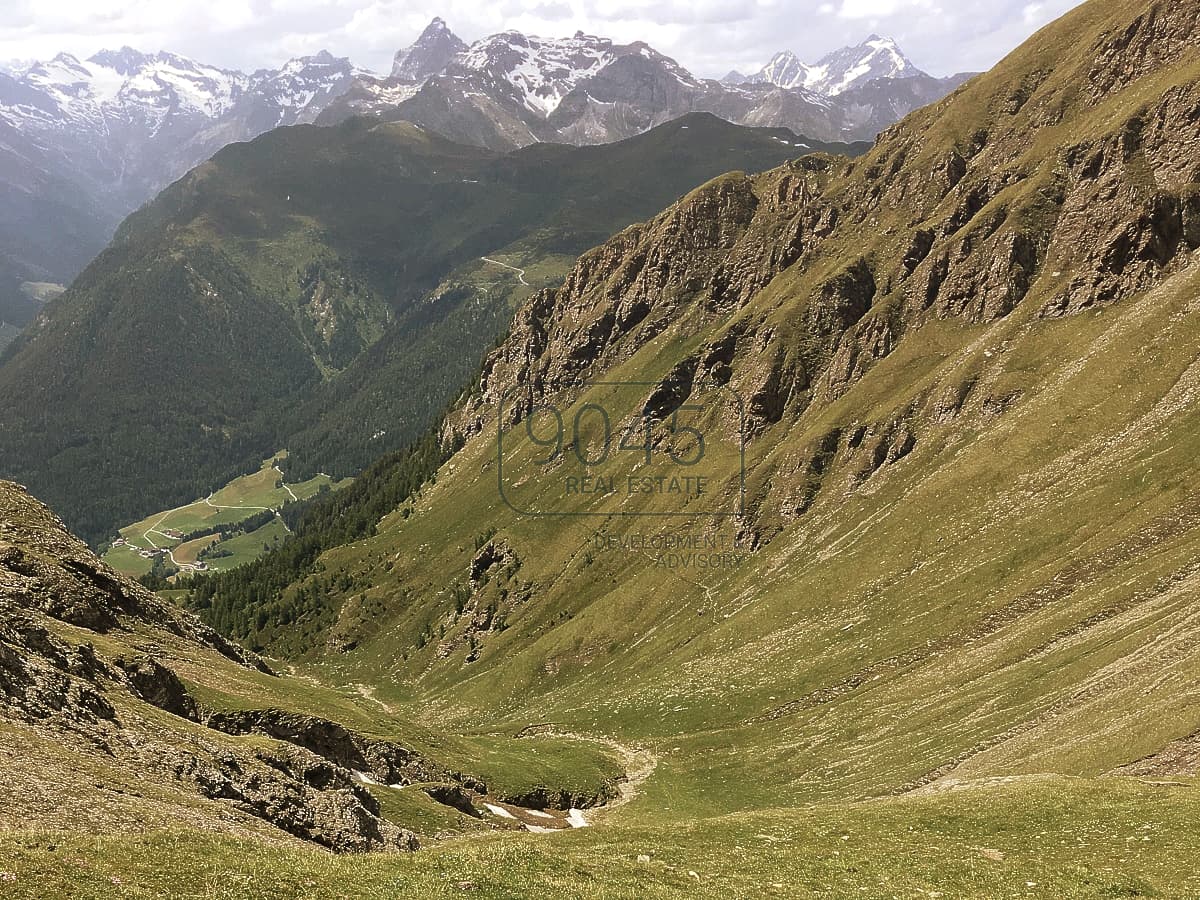 Unique: Alpine pasture and forest property with potential hunting opportunities on the Brenner Pass - South Tyrol in Brennero / Brenner, property offered by 9045 REAL ESTATE