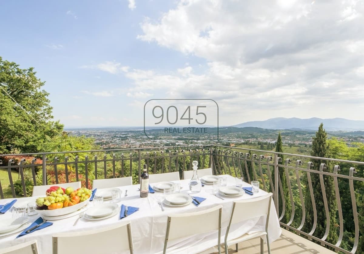 Fantastic property in Tuscany between Lucca and Montecatini Terme - Tuscany in Pescia, property offered by 9045 REAL ESTATE